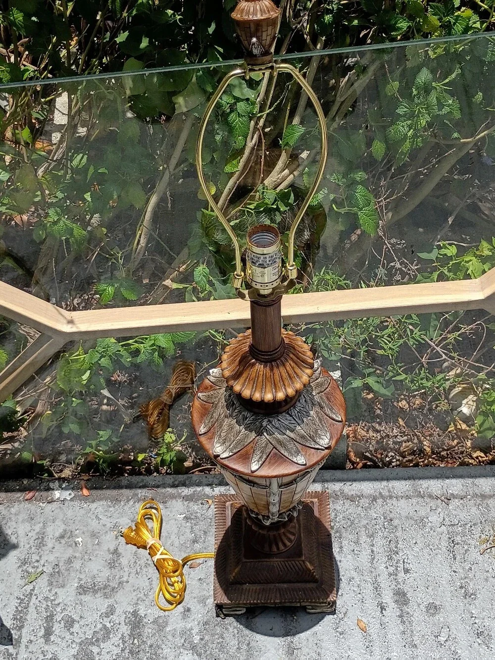 Franklin Iron Works Vardiff-Vintage-Style Brown  Gold Table Lamp - Home Accents